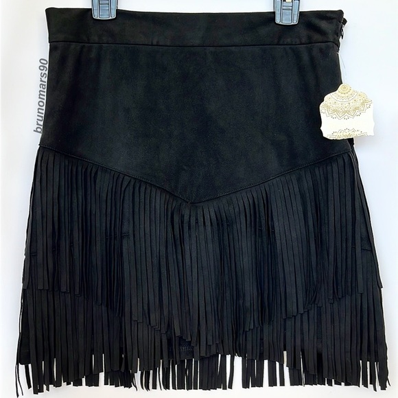 •HP• Altar'd State Farah Fringe Mini Skirt - Picture 2 of 11